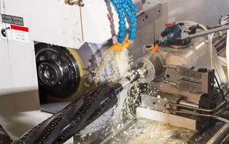 传统木工平口刀头的升级换代产品一一舍弃式螺旋刀轴 螺旋刀头